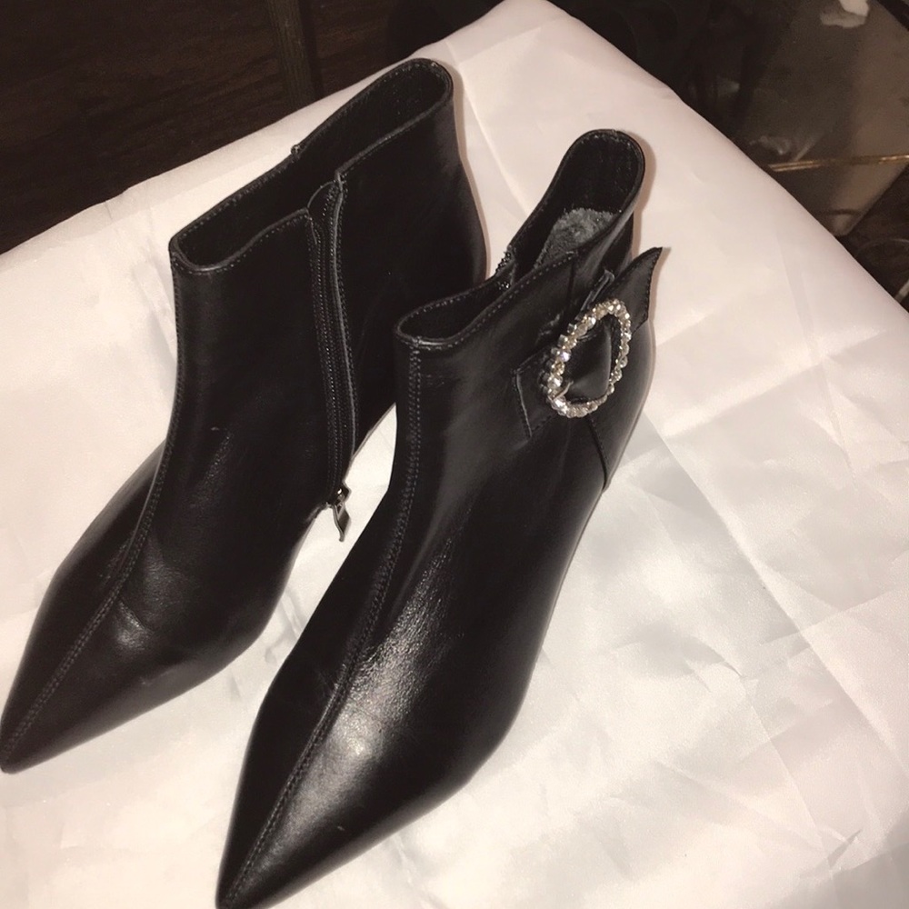 Merumote leather ankle boot